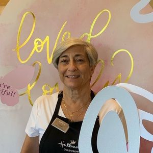 Meet your Posher, Joann